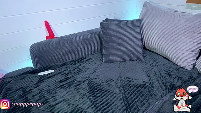 Snapshot of -Sweet-Kitty- chatting on October 31, 7:56 am -Sweet-Kitty- online show from October 31, 7:56 am