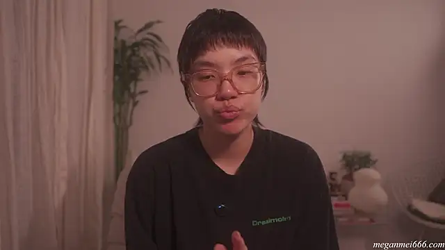 meganmei666 online show from April 27, 2:19 am