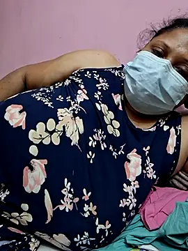 Snapshot of kunjan789 chatting on September 20, 5:44 pm kunjan789 online show from September 20, 5:44 pm