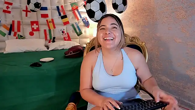 EVELIN MASON online show from July 19, 10:23 pm