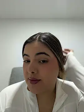EVELIN MASON online show from August 7, 11:23 pm