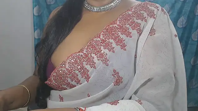 Sophia your online show from July 11, 6:02 am