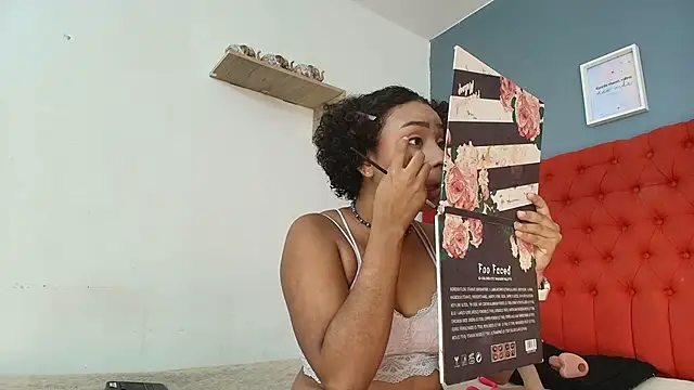Snapshot of saray_mardez chatting on September 15, 12:24 pm saray mardez online show from September 15, 12:24 pm