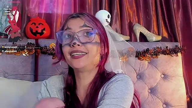 Snapshot of _Scarlett_01 chatting on October 19, 3:25 pm Scarlett 01 online show from October 19, 3:25 pm