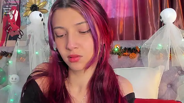 Snapshot of _Scarlett_01 chatting on October 16, 2:30 pm Scarlett 01 online show from October 16, 2:30 pm