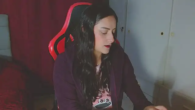 Noamartin  online show from January 8, 12:14 am