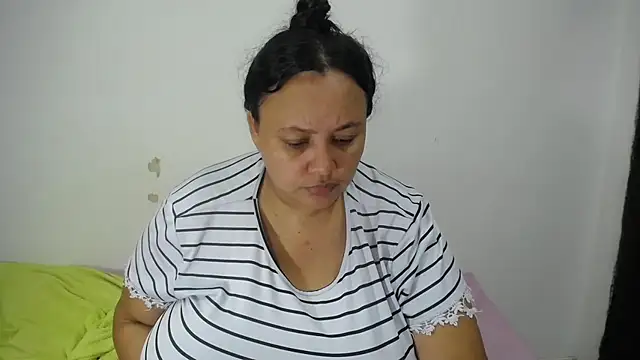 CrushOnMe  online show from July 2, 7:20 pm