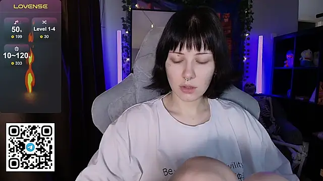 CutieTori online show from June 1, 9:00 am