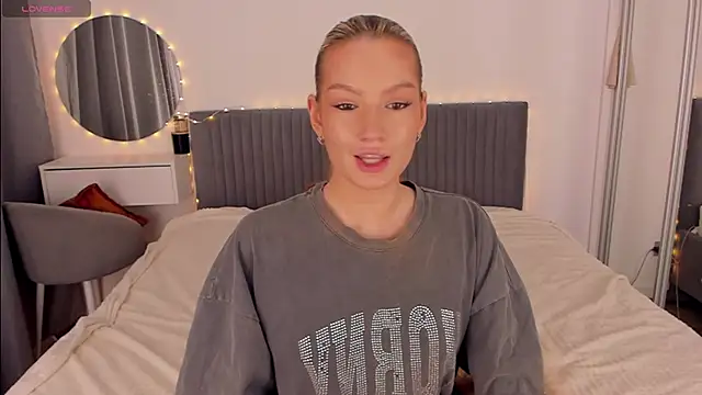 CassieRayss online show from February 20, 12:07 pm