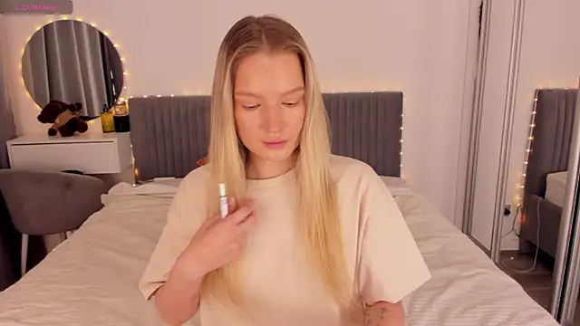 CassieRayss online show from July 5, 10:54 am