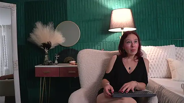 HaileyMoonn online show from July 22, 3:29 am