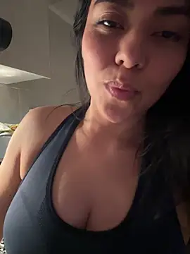 Snapshot of PetitLumiere chatting on September 25, 3:38 am PetitLumiere online show from September 25, 3:38 am