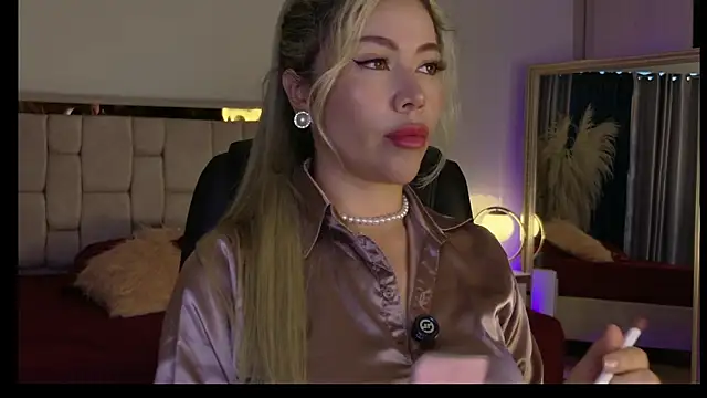 Ammy Castro online show from July 15, 11:09 pm