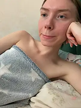 Lisaaa Alisa online show from June 9, 5:29 am