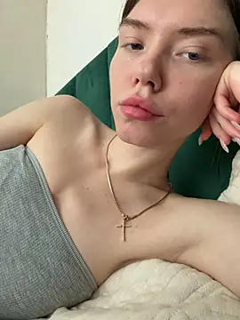 Lisaaa Alisa online show from May 18, 4:18 am