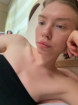 Lisaaa Alisa online show from June 27, 8:26 am