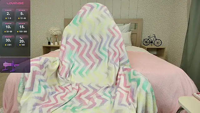 oliviiaa online show from November 10, 12:17 am