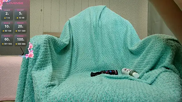 oliviiaa online show from January 16, 12:17 am