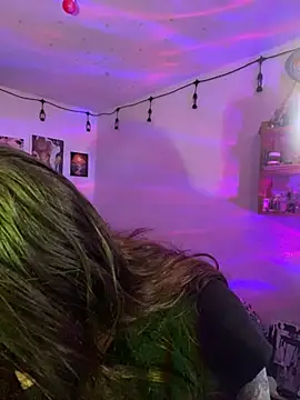 LiliJones  online show from February 13, 4:41 pm