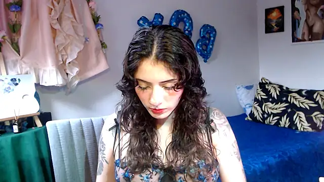 LiliJones  online show from May 2, 10:02 pm