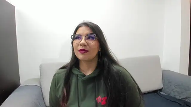 Luna Dumont online show from December 4, 11:12 am