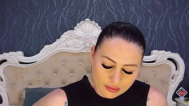 Lauren Saint online show from April 23, 2:08 pm