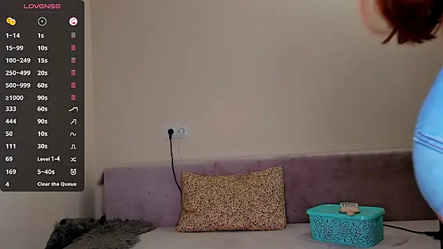 Kimmberr online show from July 3, 3:18 pm