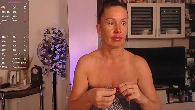 SheilaRyan online show from November 5, 5:12 am