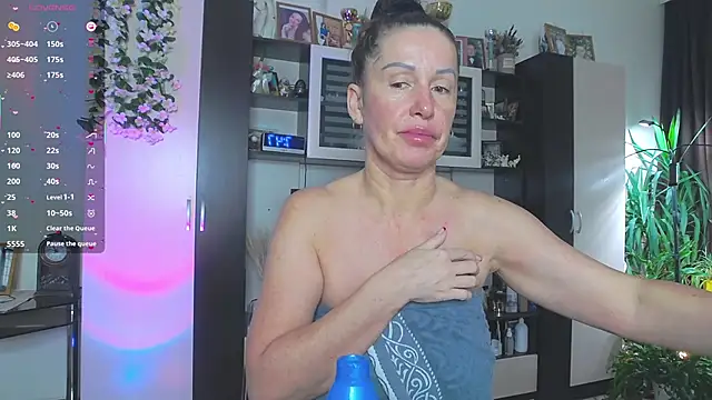 SheilaRyan online show from February 5, 4:48 am