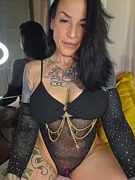 EmilyDiazofficial online show from July 2, 12:00 pm