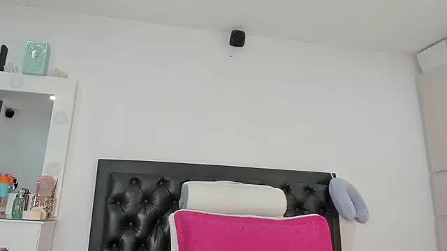 kayleeScott online show from August 5, 5:52 pm
