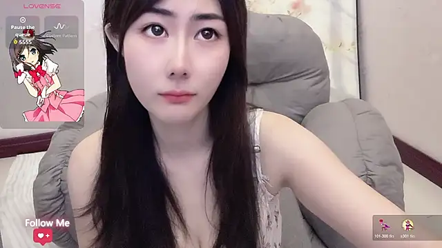 qiqi-- online show from April 19, 3:50 am