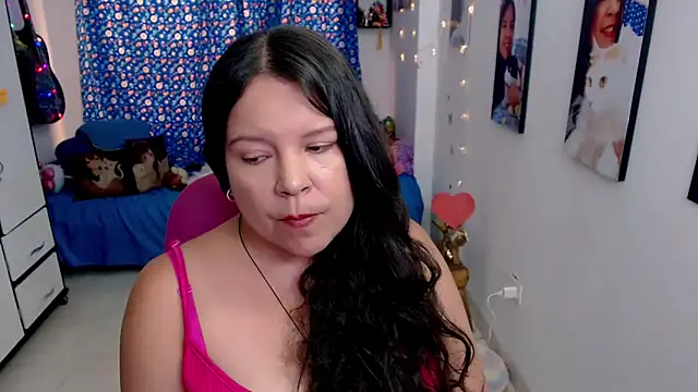 claryssa  online show from March 6, 8:59 pm