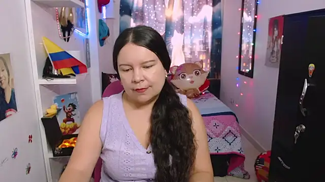 claryssa  online show from July 24, 2:04 pm