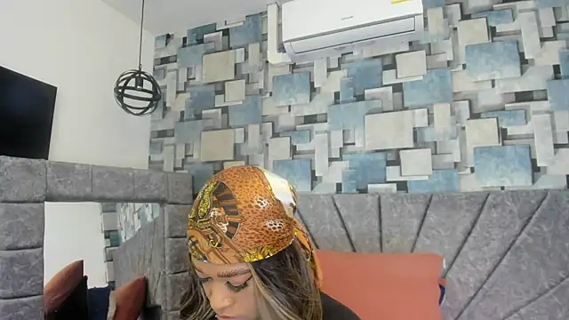 angel dthroatt online show from July 21, 12:28 pm