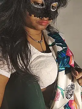FANTASY QUEEN 07 online show from June 6, 7:03 am