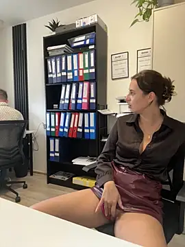 Hii Lolla online show from October 29, 11:58 am