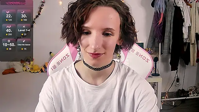 Snapshot of Violet_Veliya chatting on October 30, 3:02 pm Violet Veliya online show from October 30, 3:02 pm