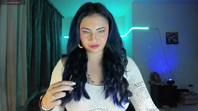 black wiidow online show from March 12, 6:05 am