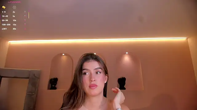 PaulinaSantos  online show from December 4, 7:58 pm