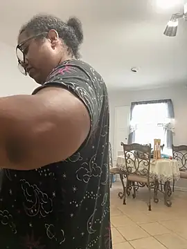 ebonyred online show from July 17, 12:31 pm