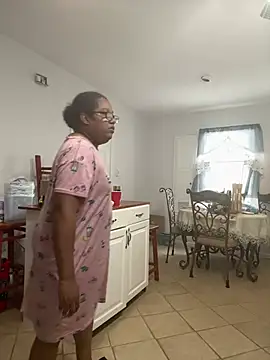 ebonyred online show from July 26, 12:35 pm