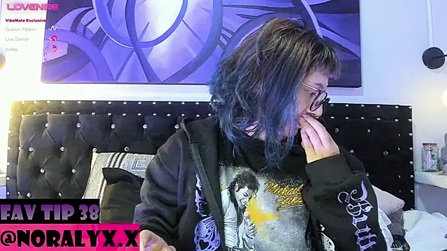 hey noraly online show from July 7, 4:04 am