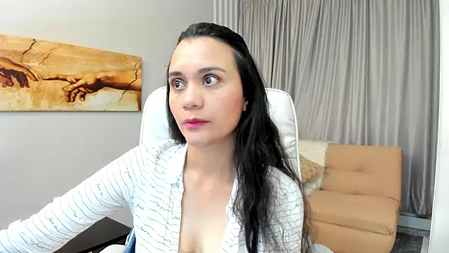 Snapshot of mariiana_murillo01 chatting on September 25, 4:11 am mariiana murillo01 online show from September 25, 4:11 am
