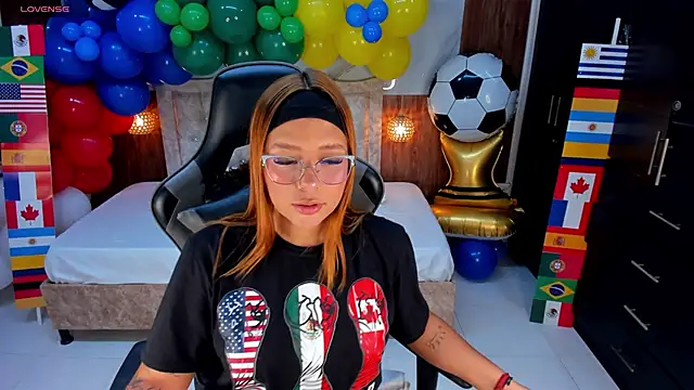 mia 18v online show from June 16, 8:10 pm