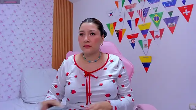 Soyqueen online show from July 11, 2:33 am