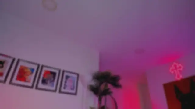 Taylor  foxxx online show from February 13, 7:32 am