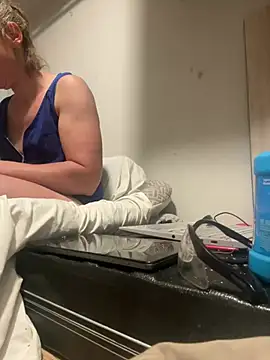 SexyB214 online show from June 24, 2:32 am