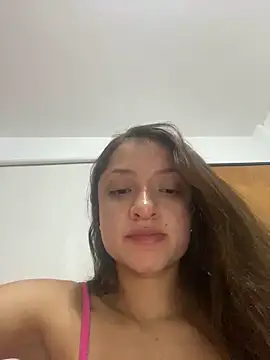 Snapshot of Alicia_ALICIA chatting on October 5, 11:32 pm Alicia ALICIA online show from October 5, 11:32 pm