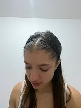 Alicia ALICIA online show from June 20, 10:46 pm
